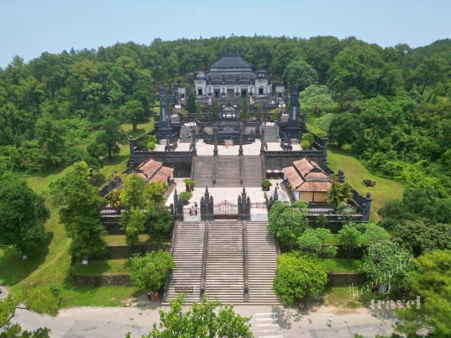 Cố đô Huế | Hue Ancient 52 lang khai dinh ung lang
