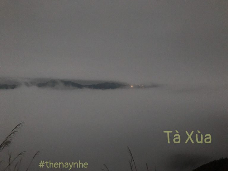 tà xùa